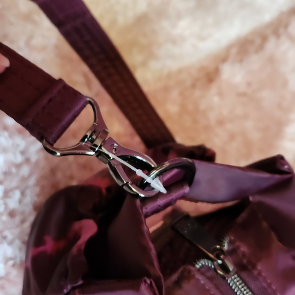 Lug Bag - Picture 4 of 15